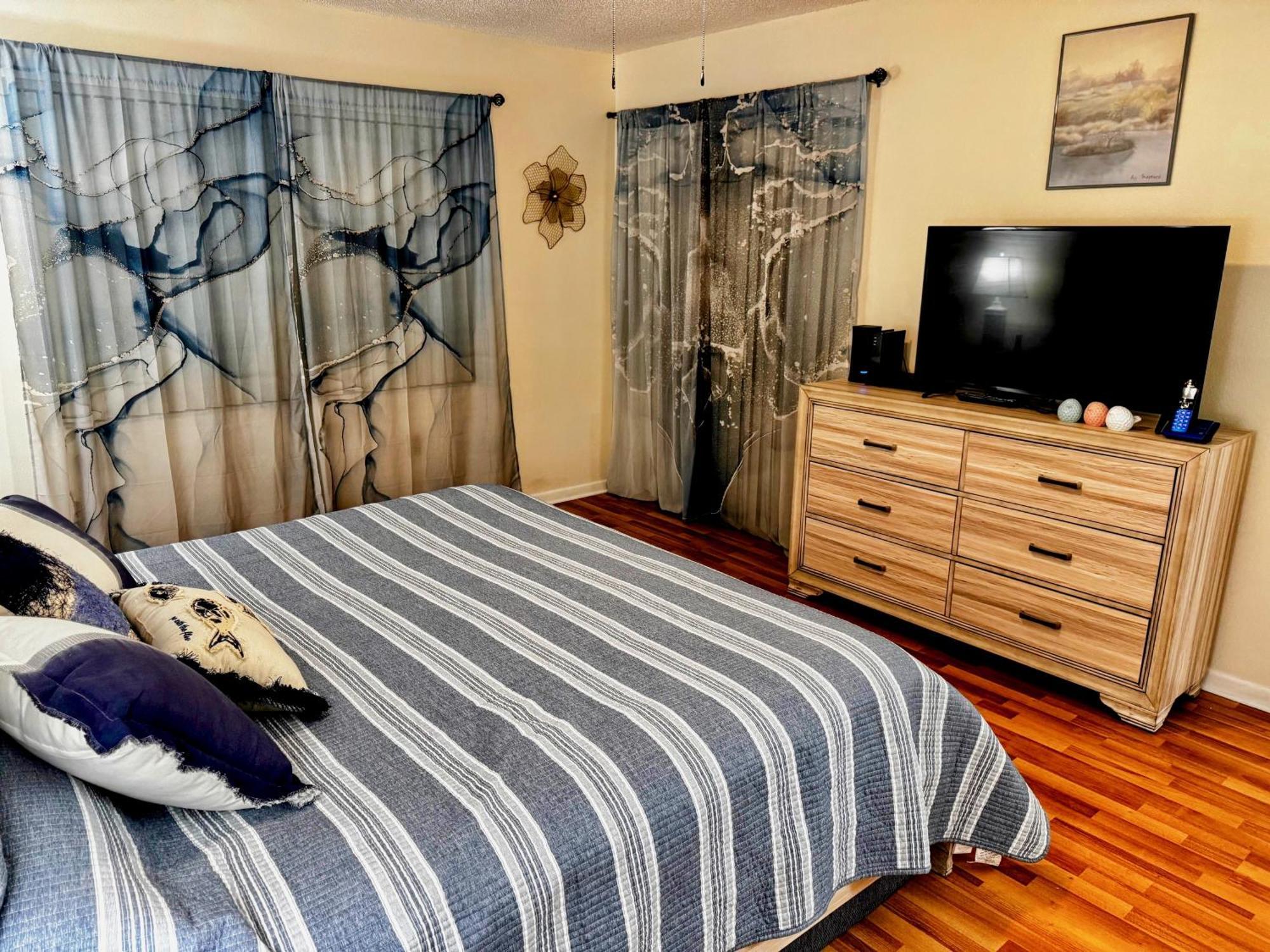 בריידנטון Stylish And Modern Shorewalk Condo Close To Top Beaches, Heated Pools, Hot Tub, Img Academy, Dining מראה חיצוני תמונה